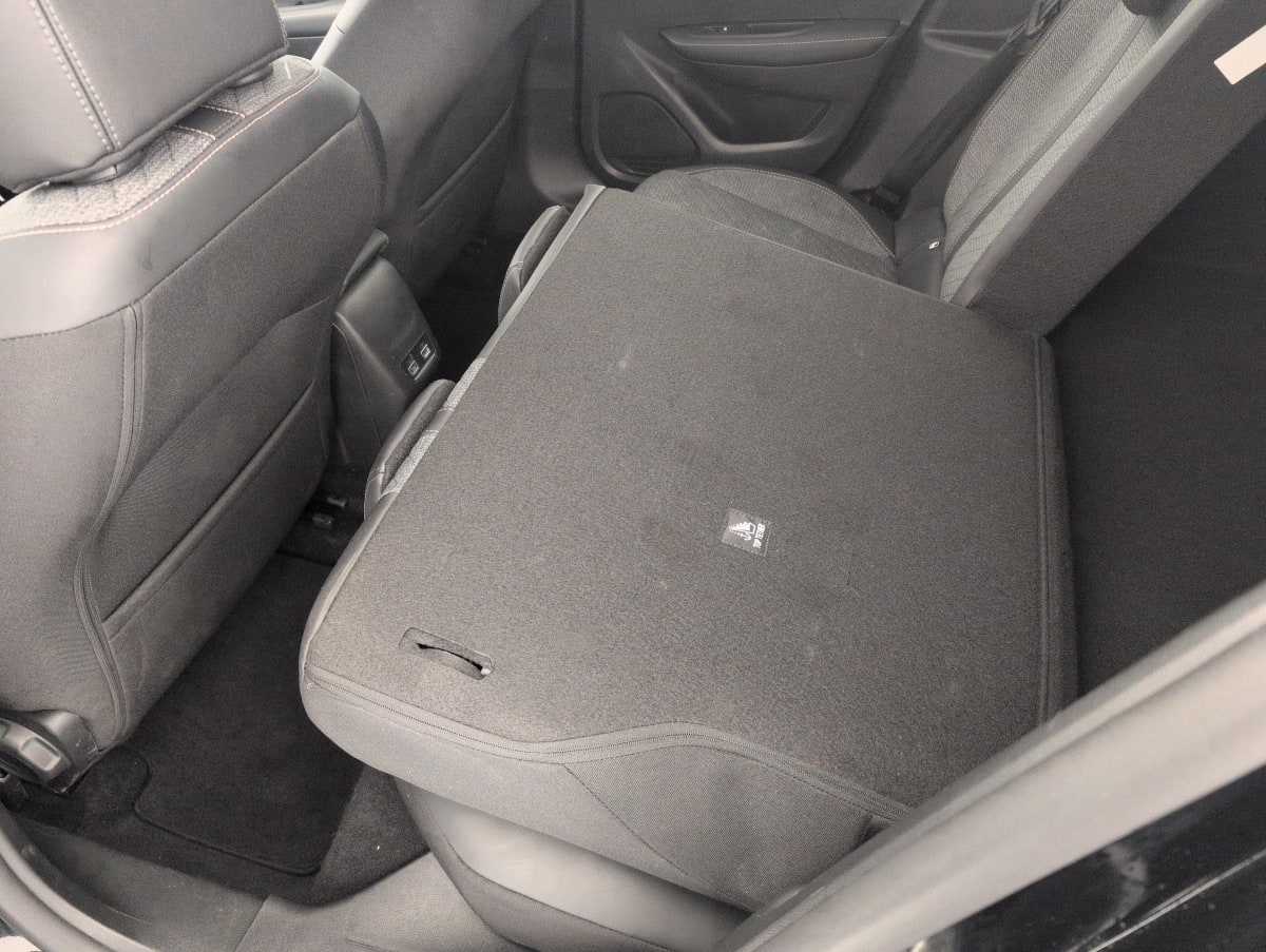 Peugeot 208 - Image 21