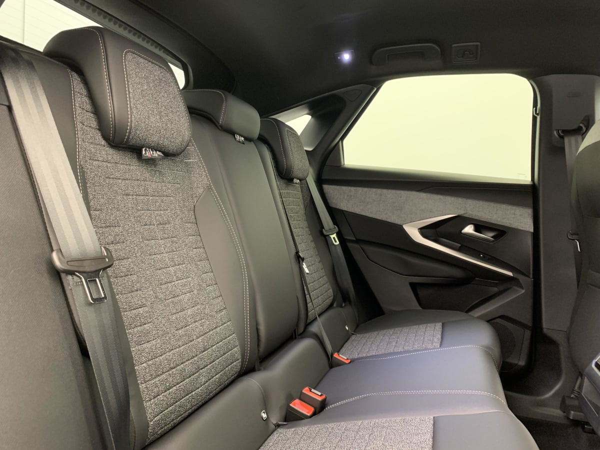 Peugeot 3008 - Image 10