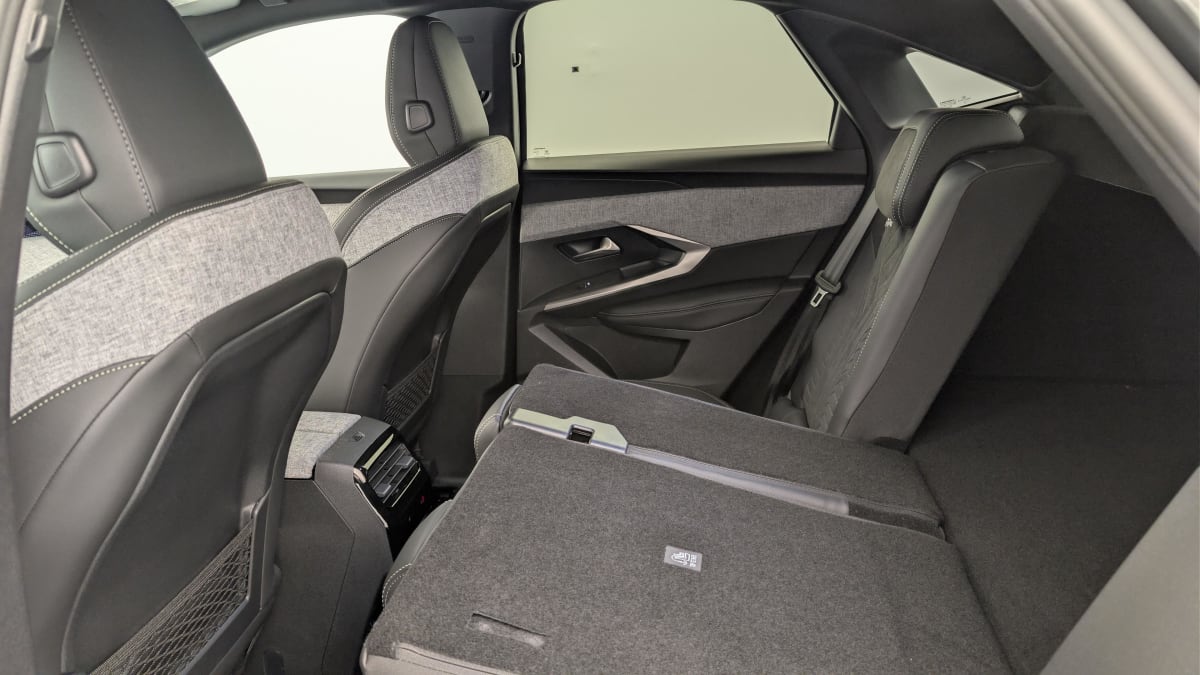 Peugeot 3008 - Image 12