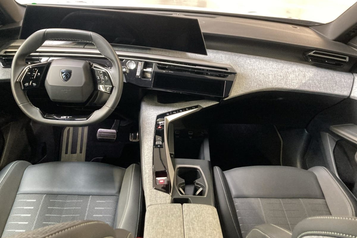 Peugeot 3008 - Image 13