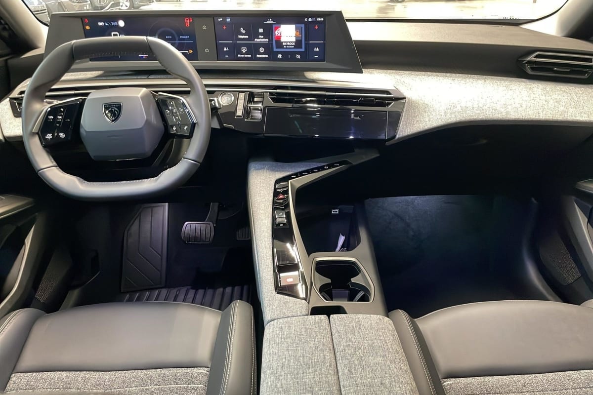 Peugeot 3008 - Image 18