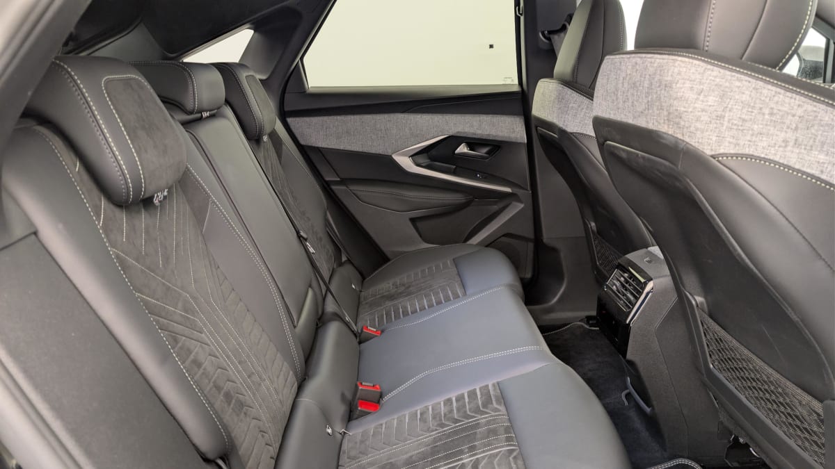 Peugeot 3008 - Image 10