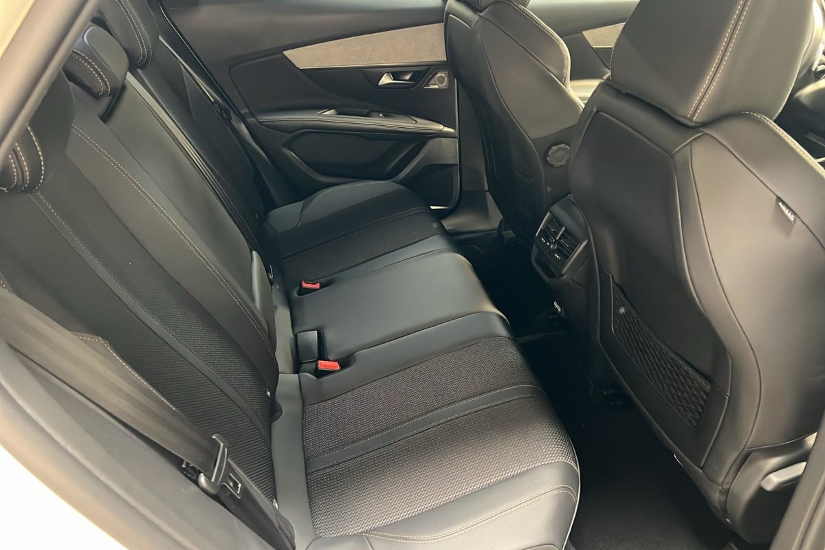 Peugeot 3008 - Image 10