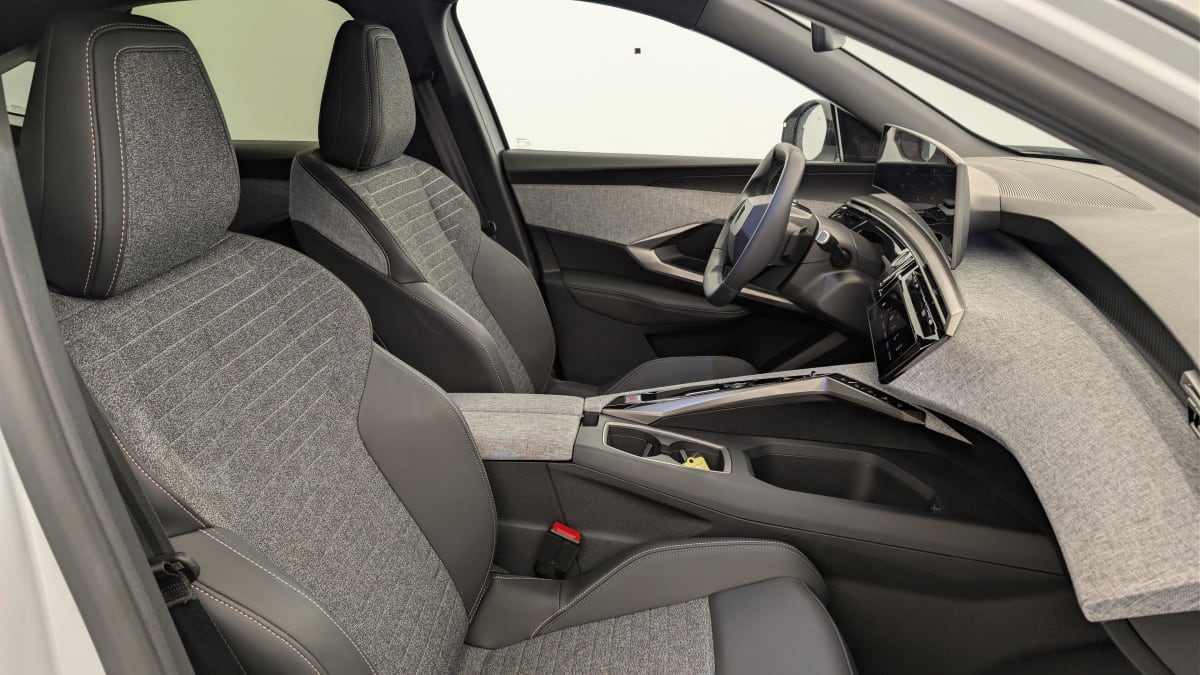 Peugeot 3008 - Image 9