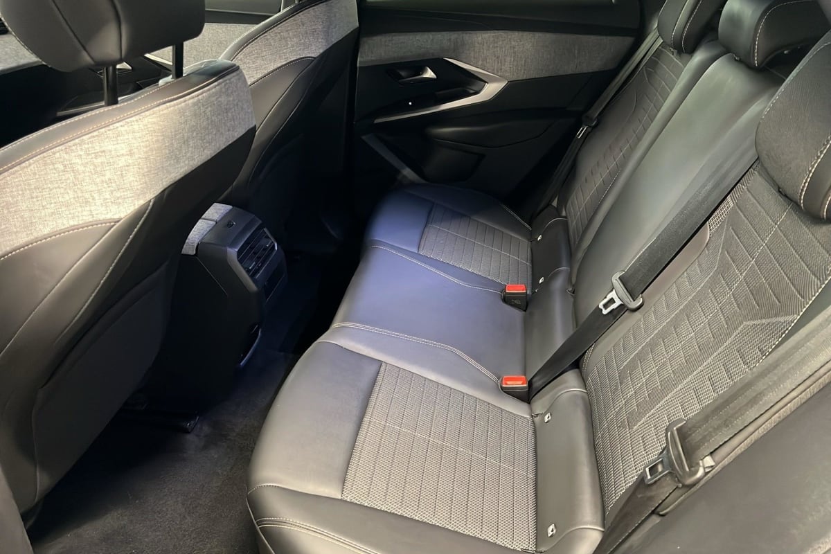 Peugeot 3008 - Image 10