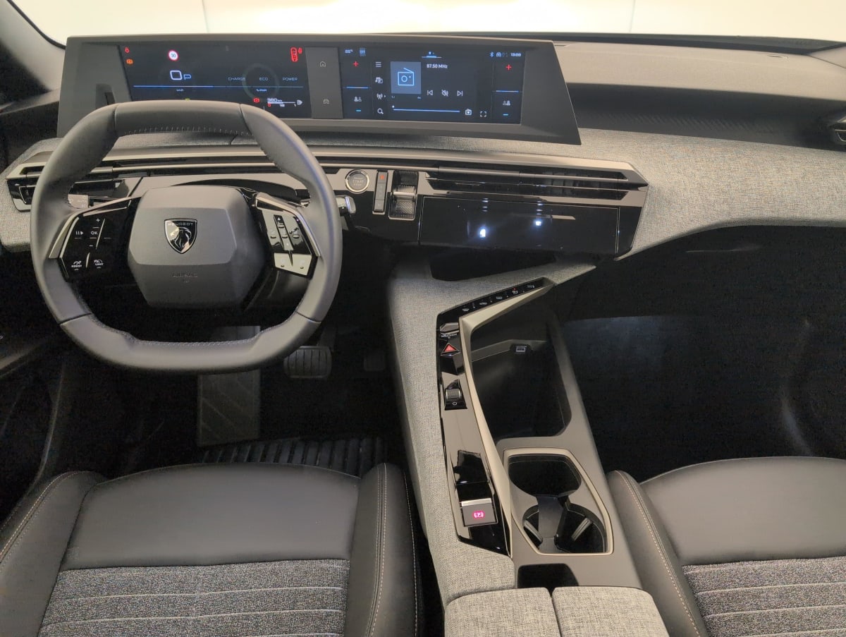 Peugeot 3008 - Image 13