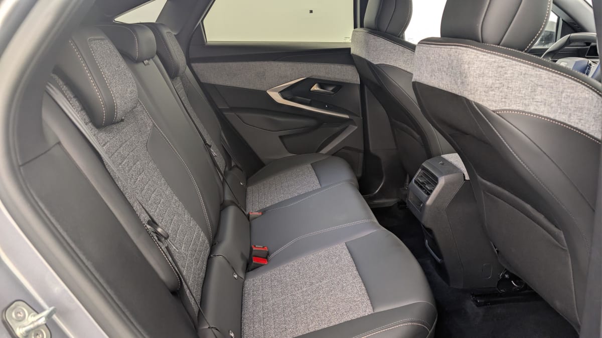 Peugeot 3008 - Image 10