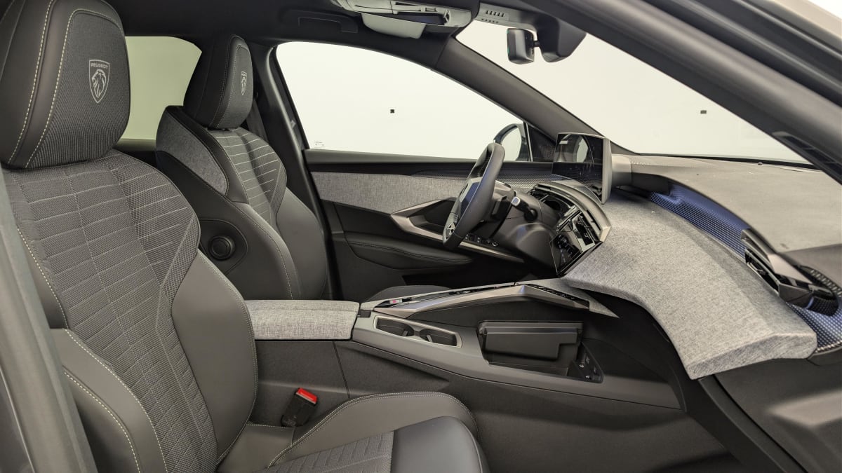 Peugeot 3008 - Image 9