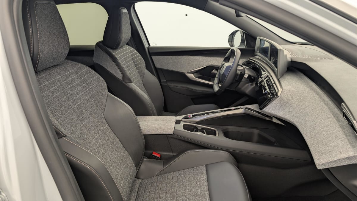 Peugeot 3008 - Image 9