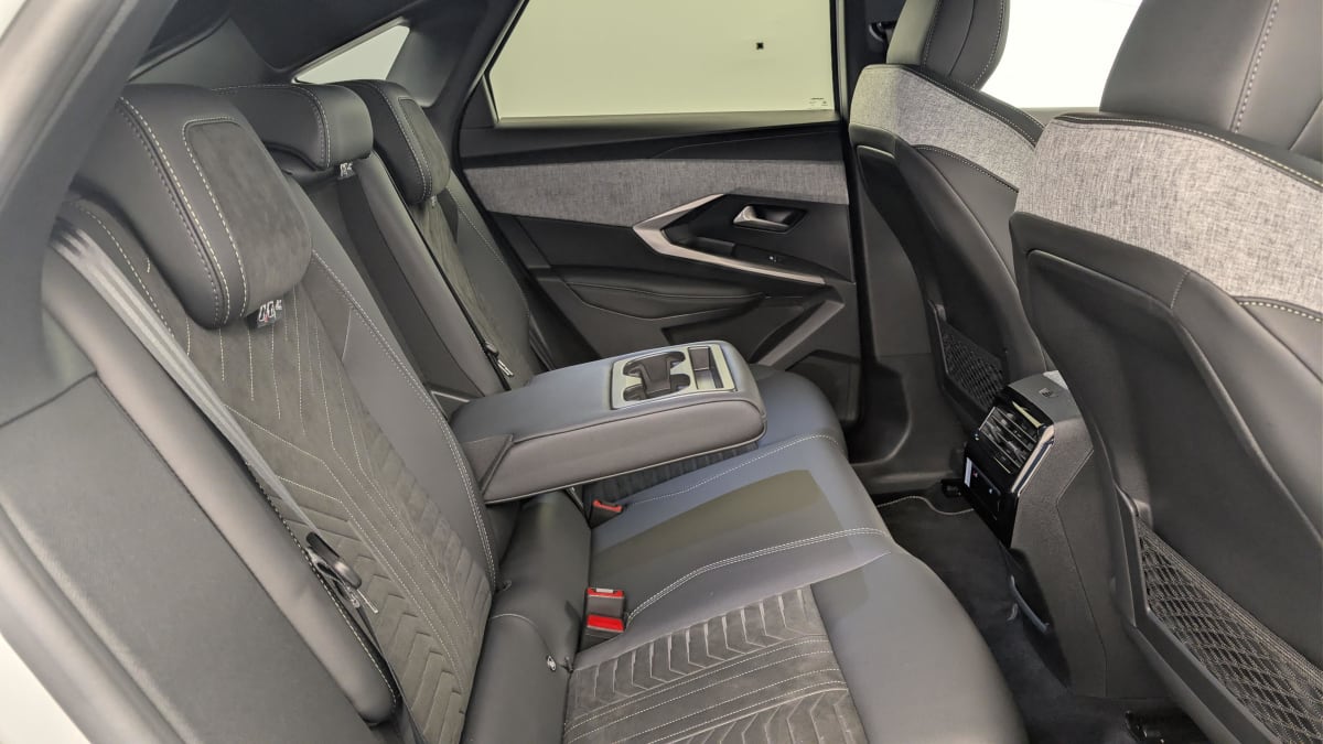 Peugeot 3008 - Image 10