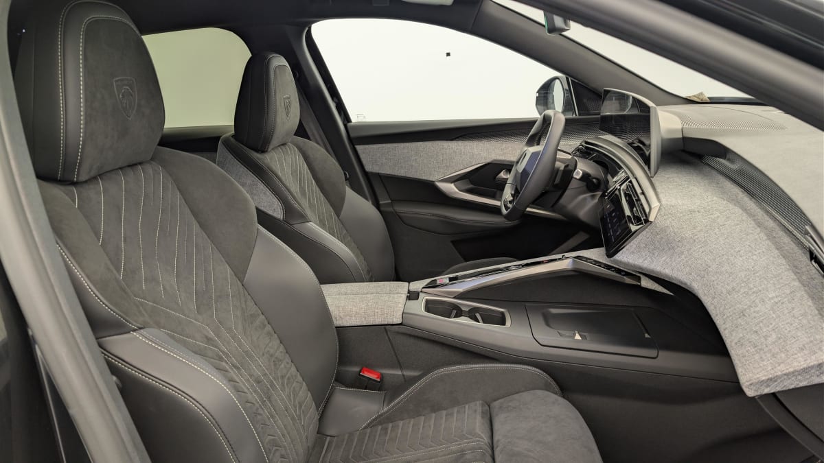 Peugeot 3008 - Image 9