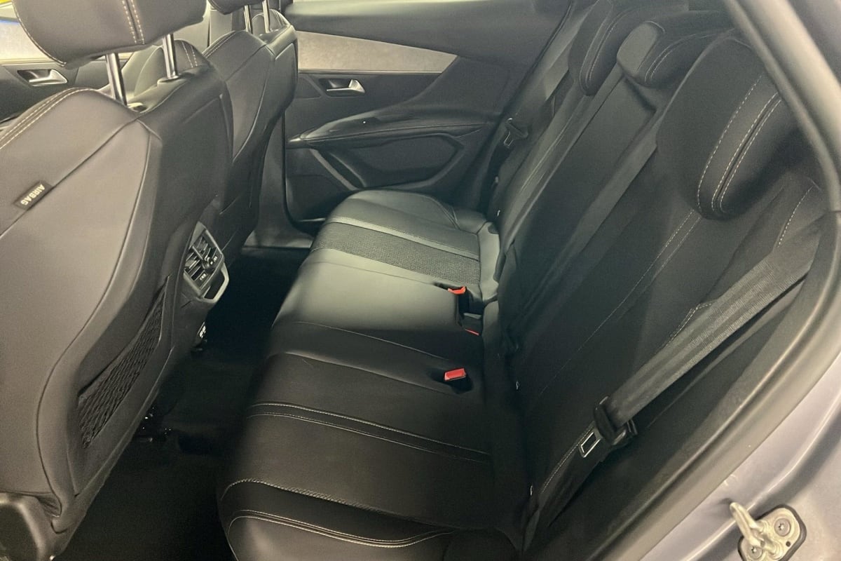 Peugeot 3008 - Image 10