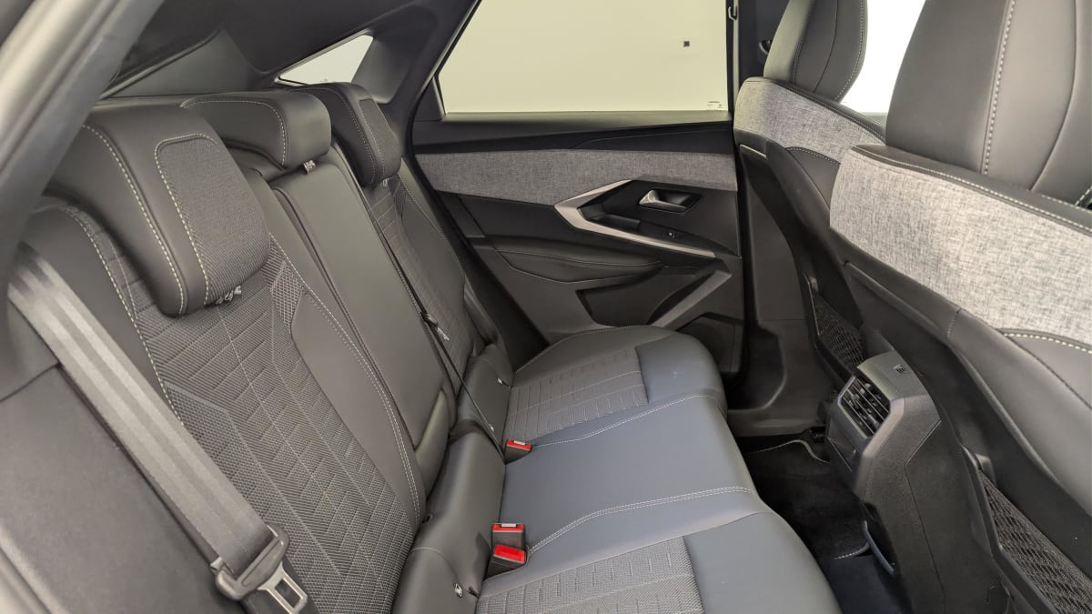 Peugeot 3008 - Image 10