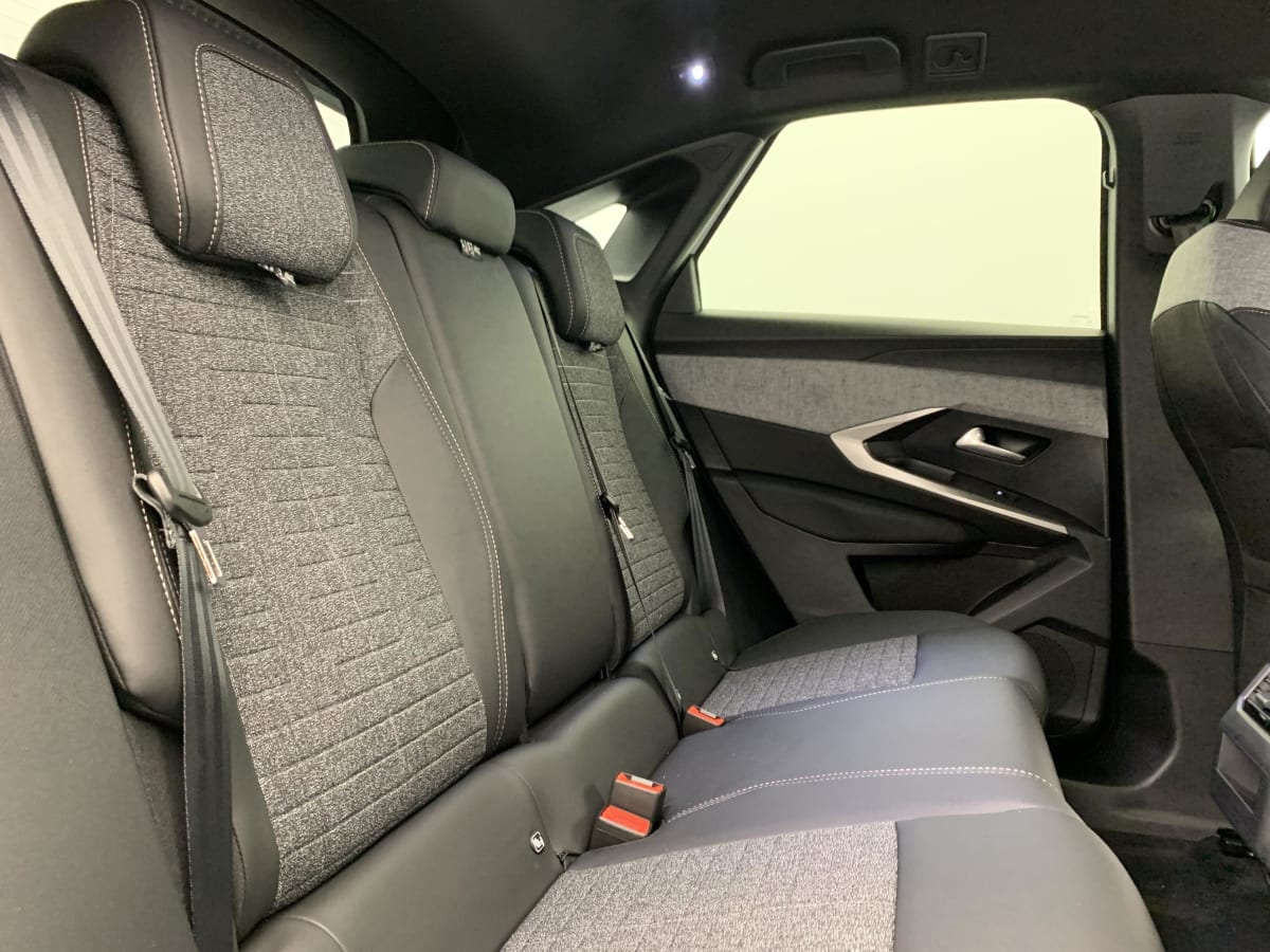 Peugeot 3008 - Image 33