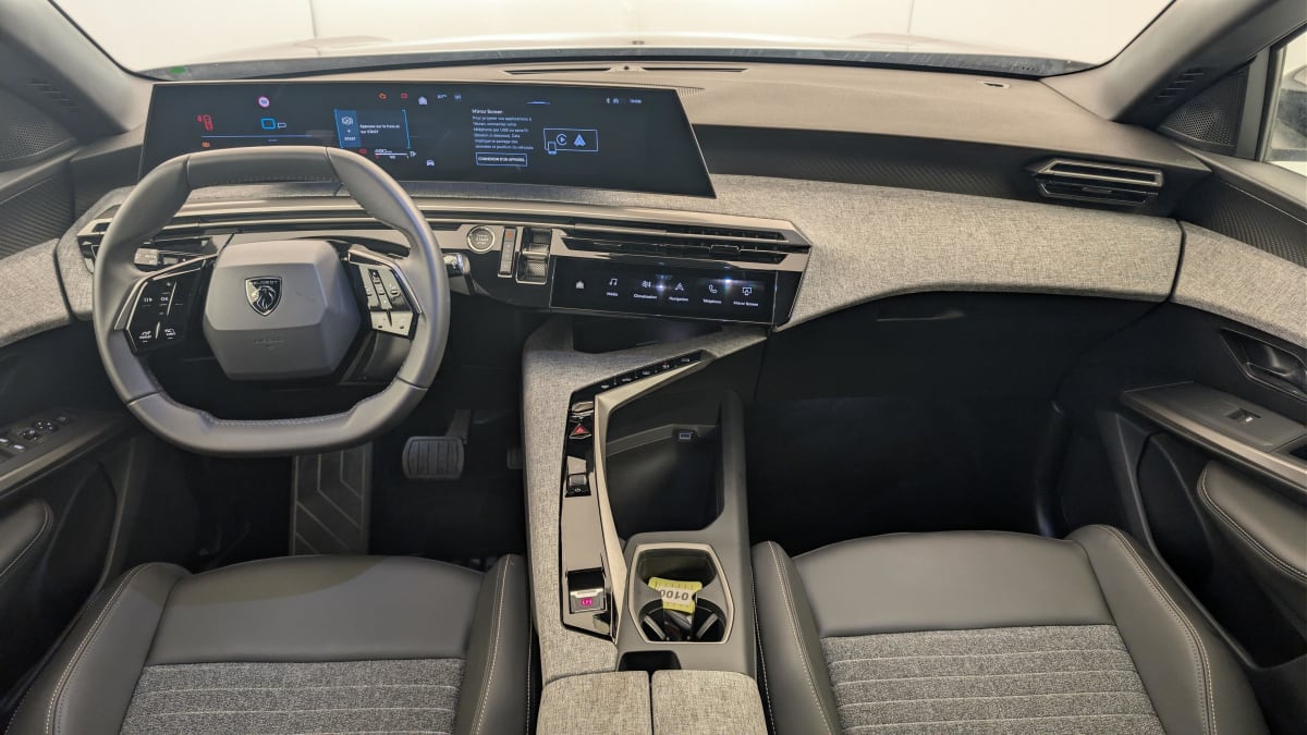 Peugeot 3008 - Image 13