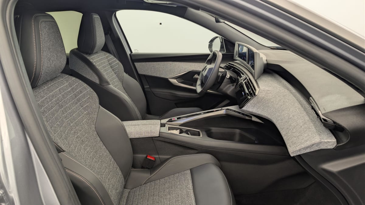 Peugeot 3008 - Image 9
