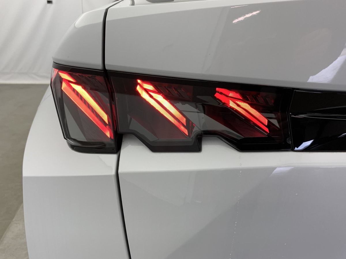 Peugeot 3008 - Image 8
