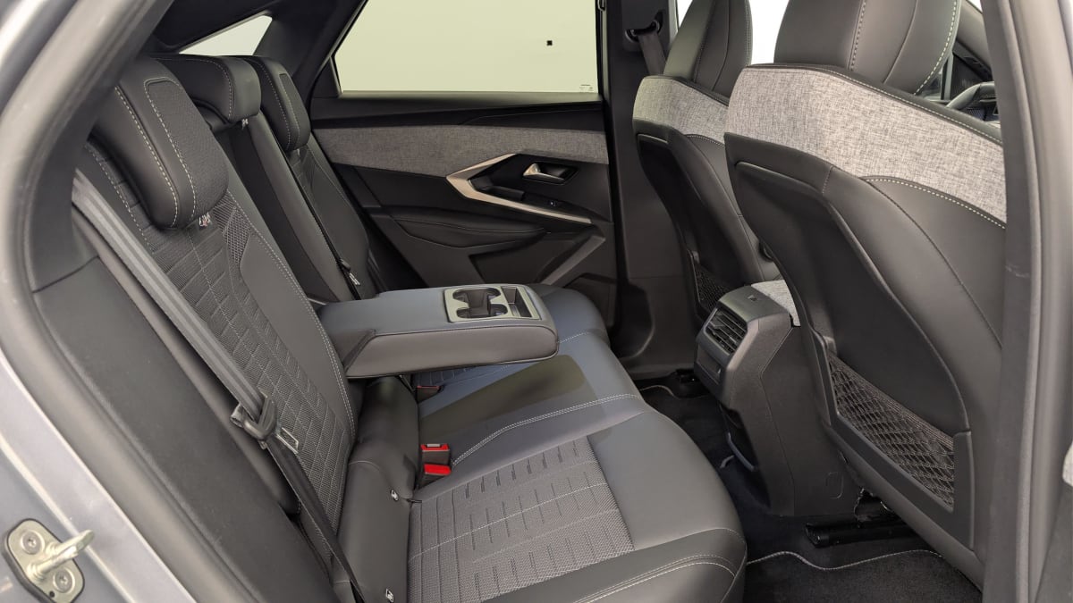 Peugeot 3008 - Image 10