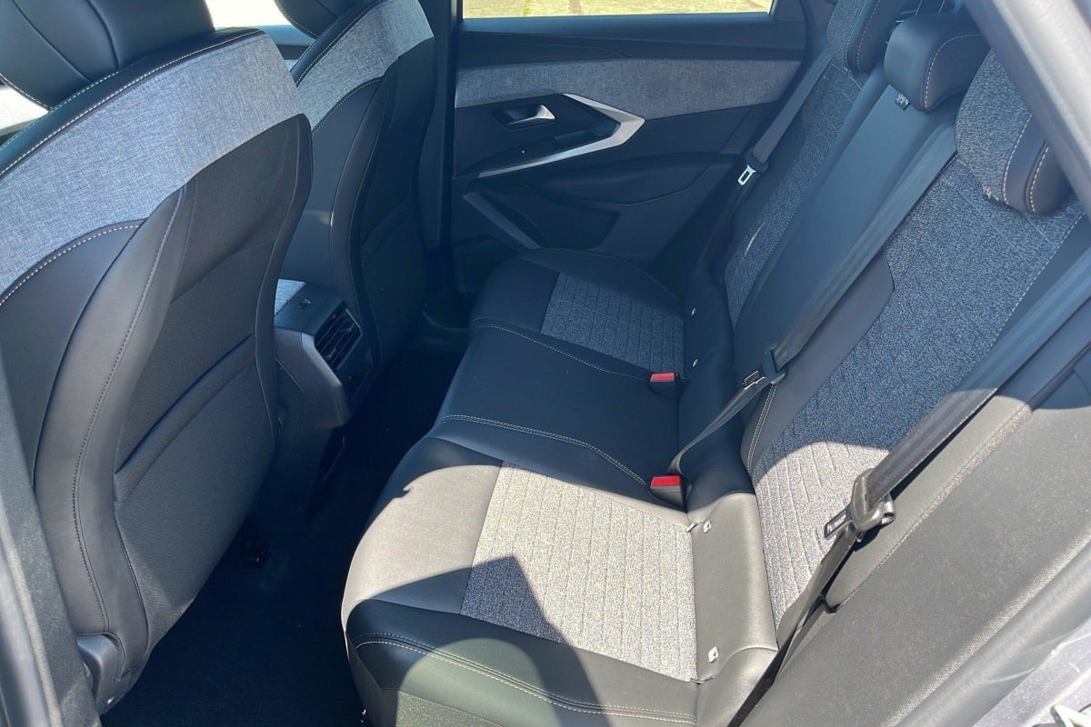 Peugeot 3008 - Image 32