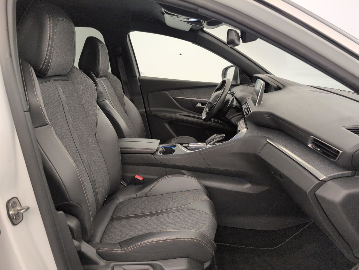 Peugeot 3008 - Image 13