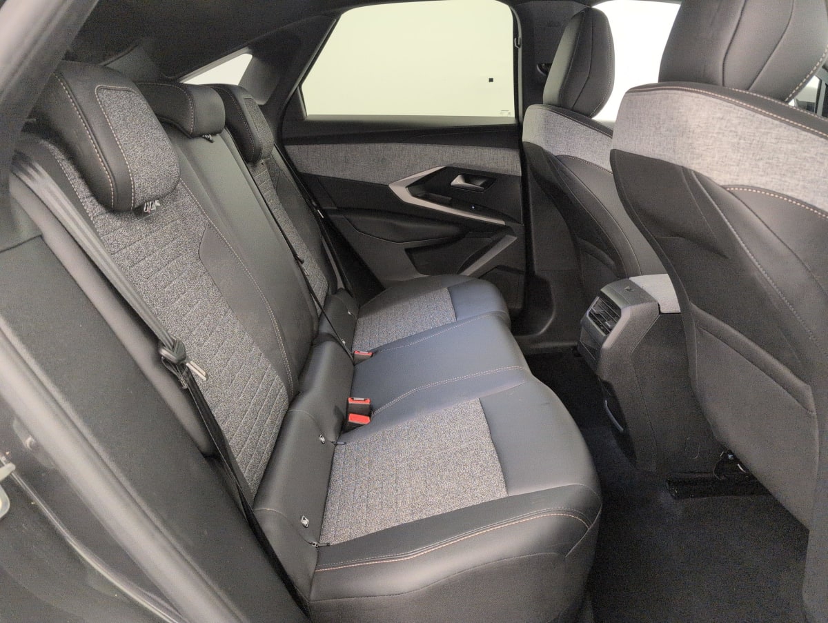 Peugeot 3008 - Image 10