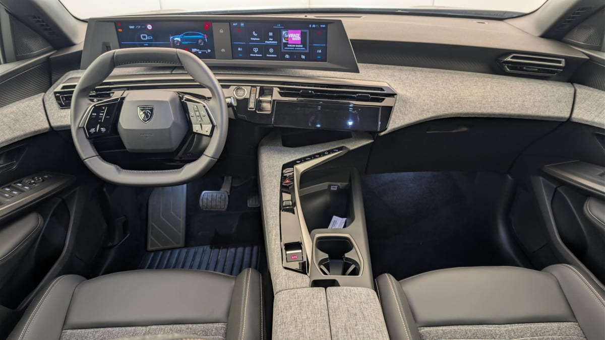 Peugeot 3008 - Image 13