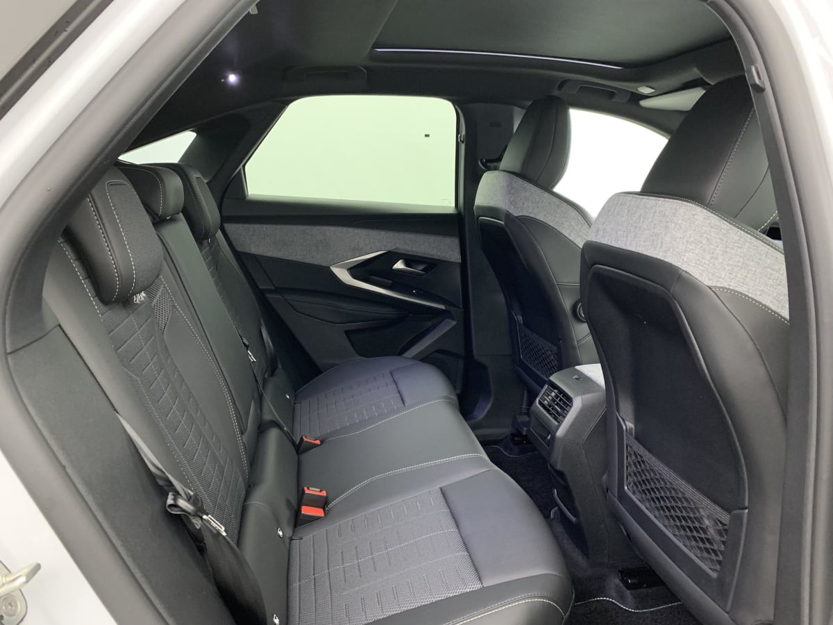 Peugeot 3008 - Image 10