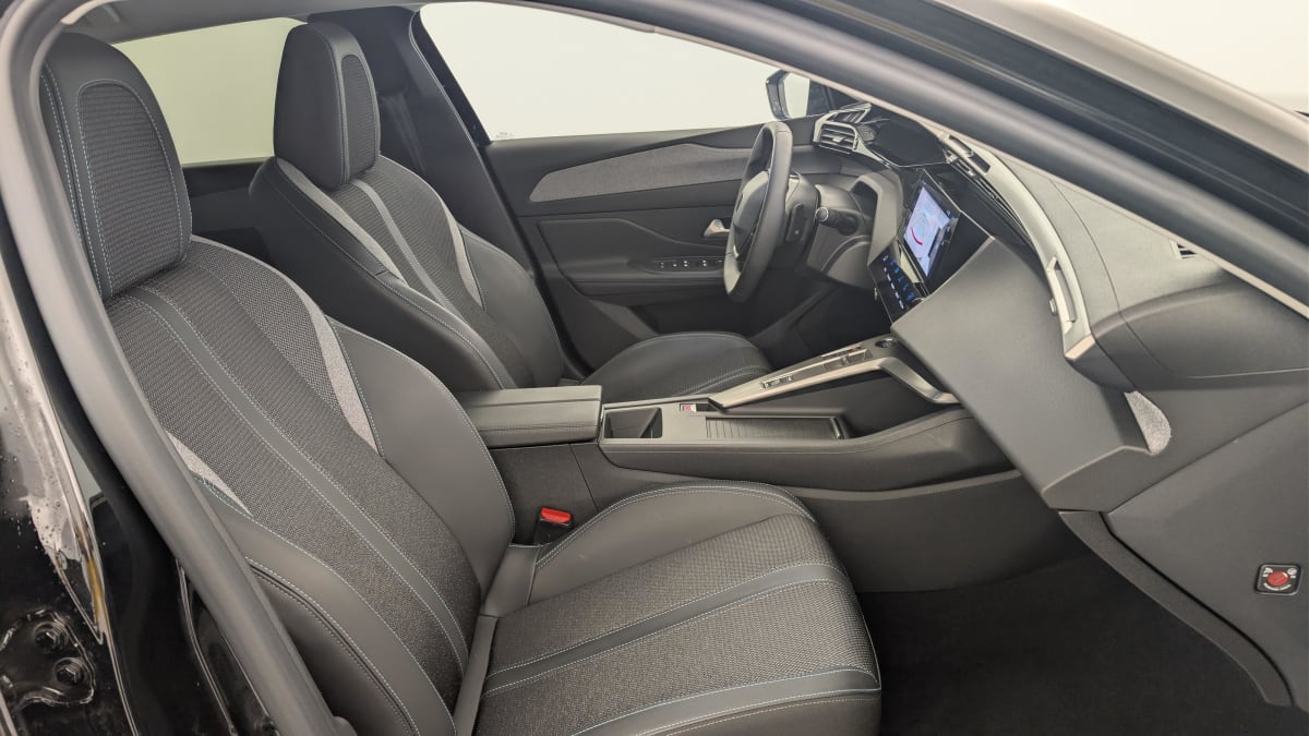 Peugeot 308 - Image 9