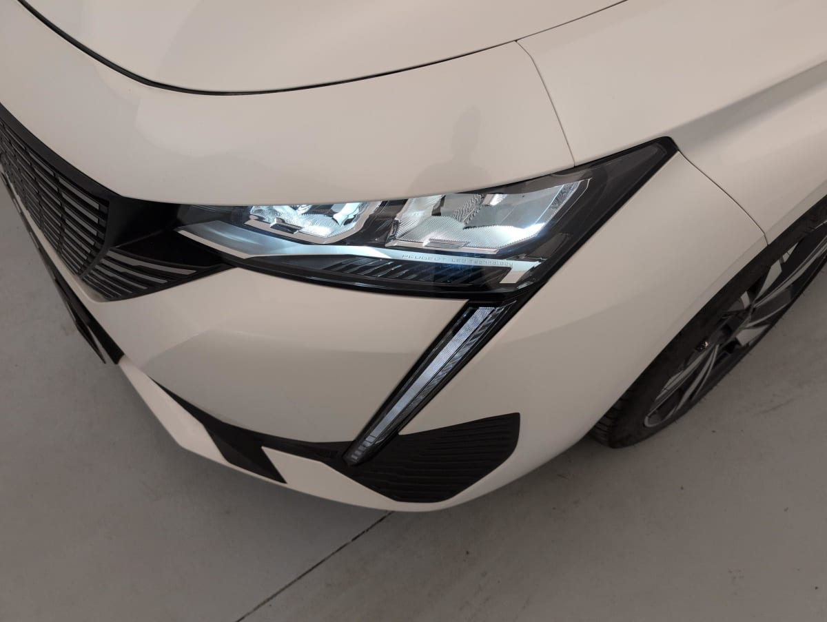 Peugeot 308 - Image 23