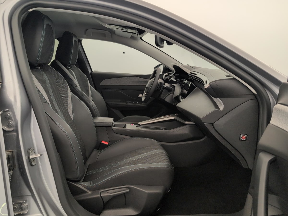 Peugeot 308 - Image 24