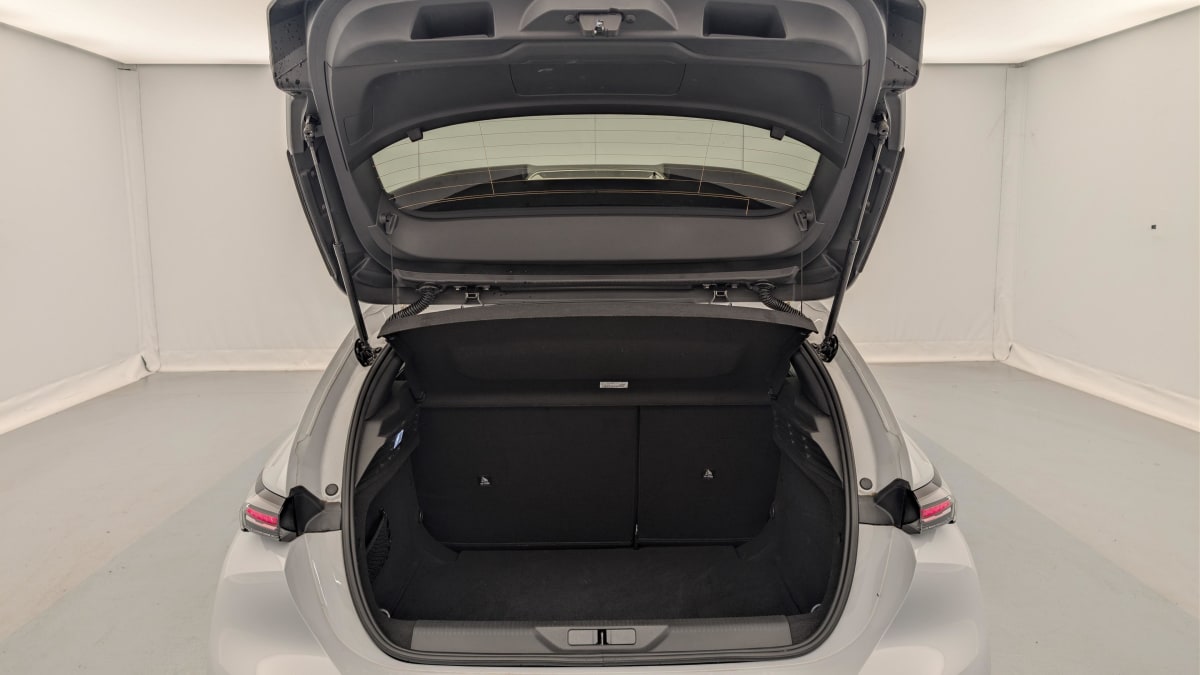 Peugeot 308 - Image 11