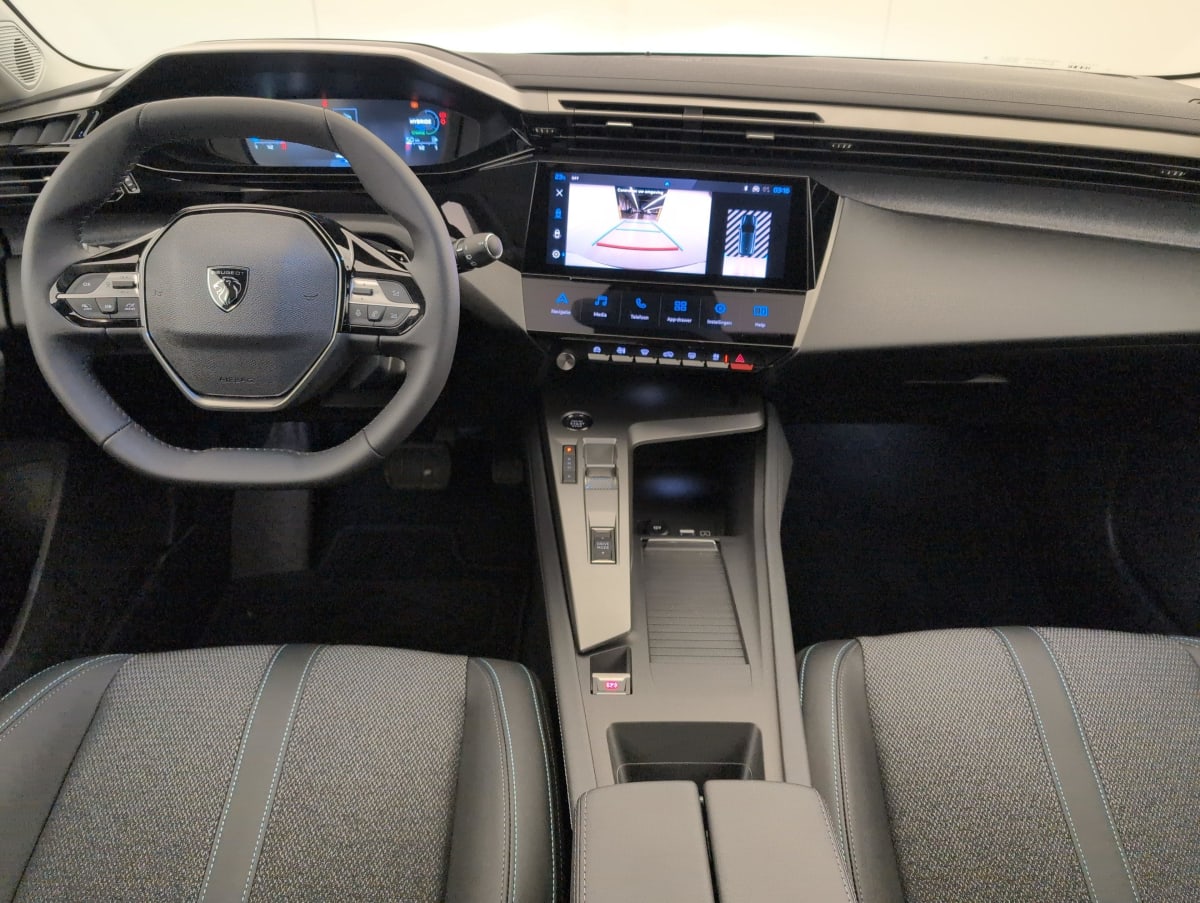 Peugeot 308 - Image 13