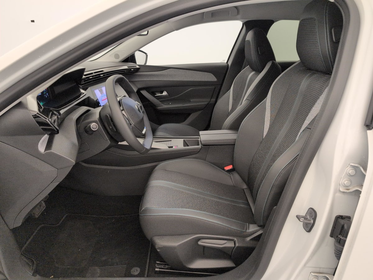 Peugeot 308 - Image 16