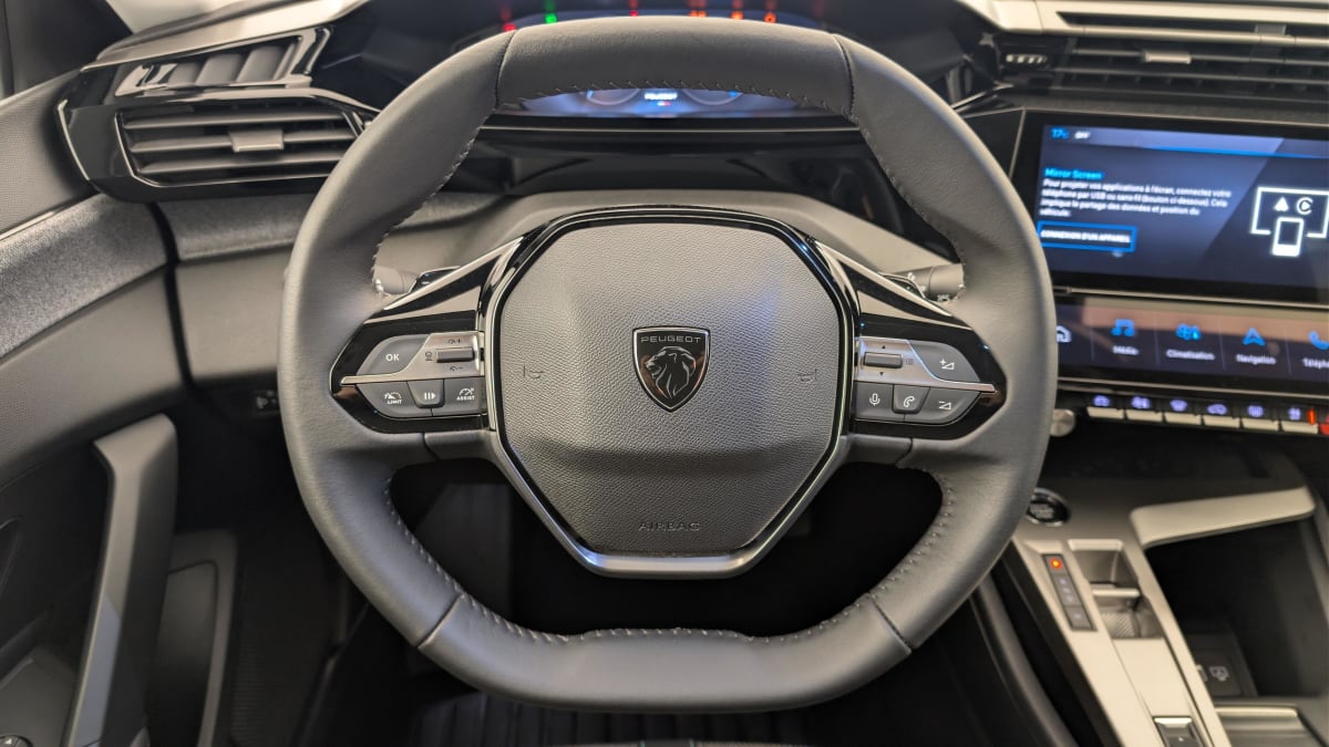 Peugeot 308 - Image 14