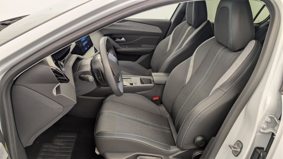 Peugeot 308 - Image 16