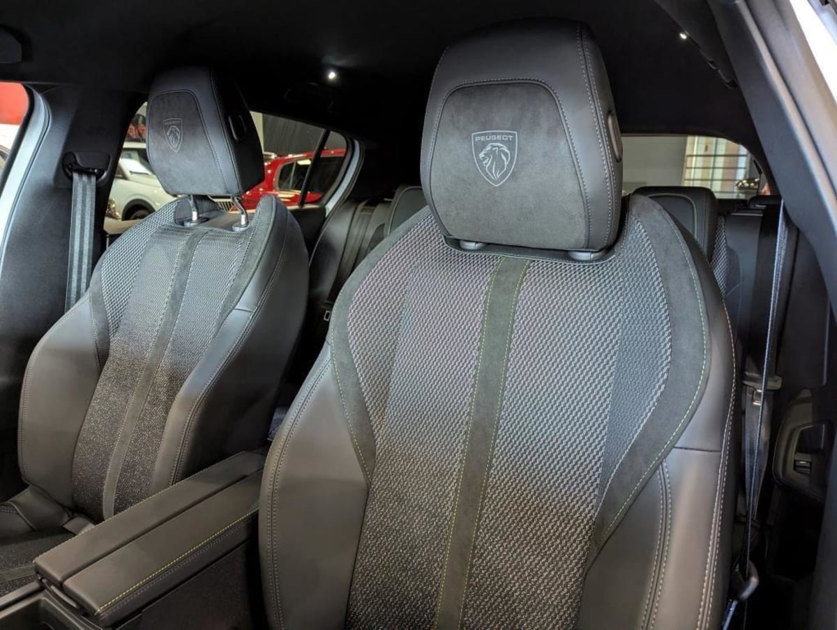 PEUGEOT 308 BLUEHDI 130CH EAT8 GT