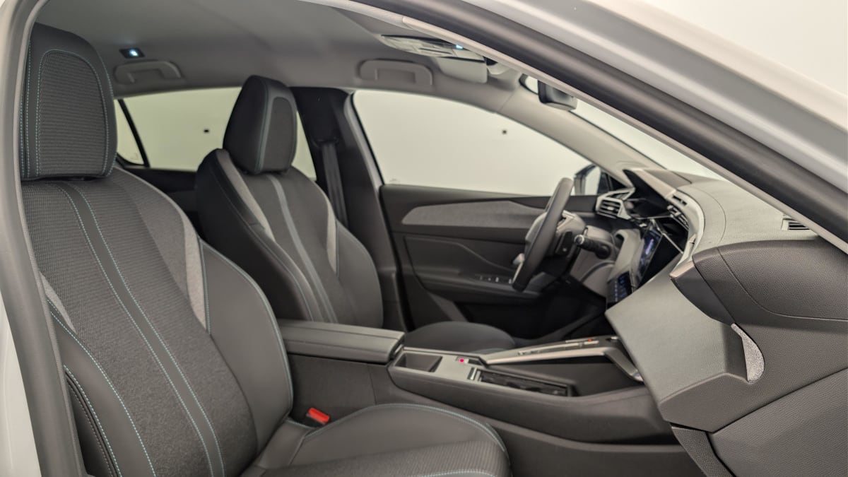Peugeot 308 - Image 9