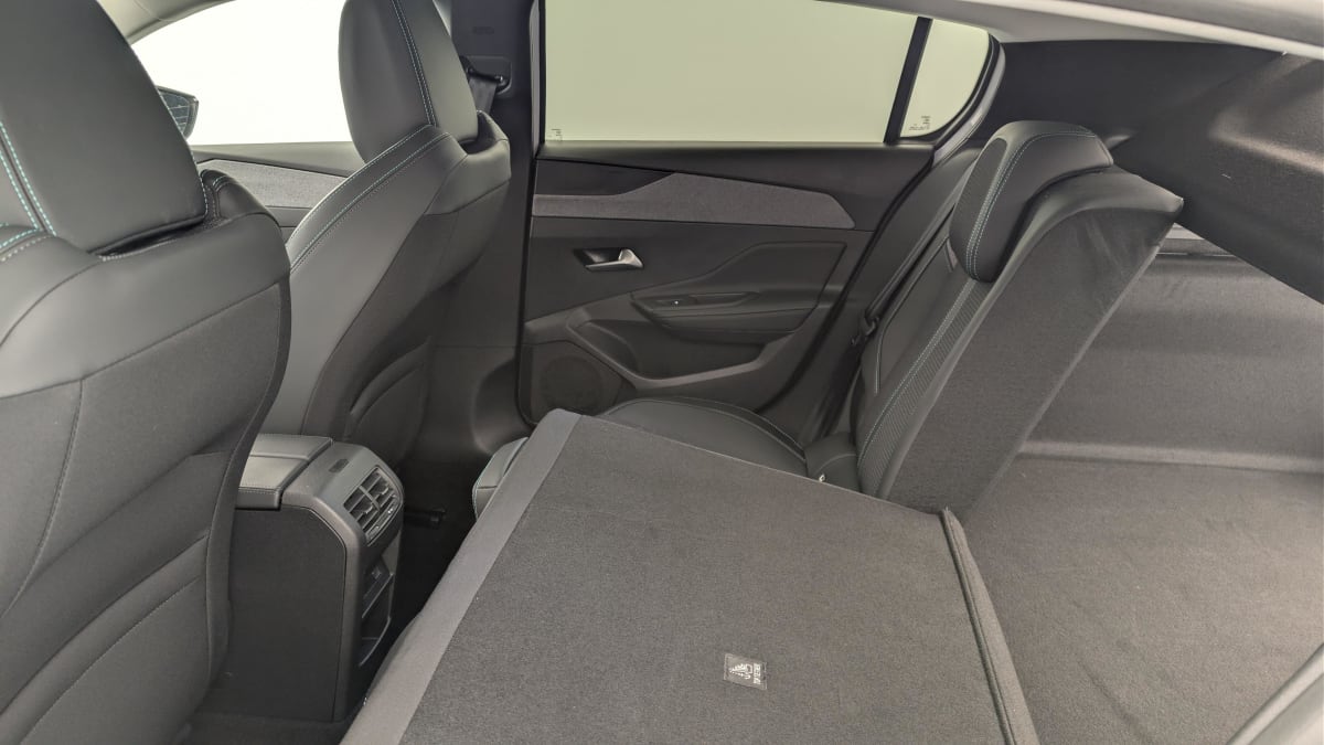 Peugeot 308 - Image 12