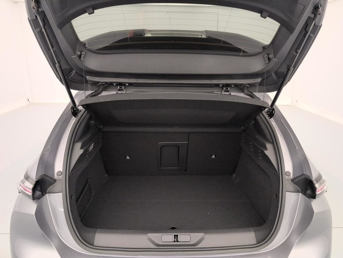 Peugeot 308 - Image 11