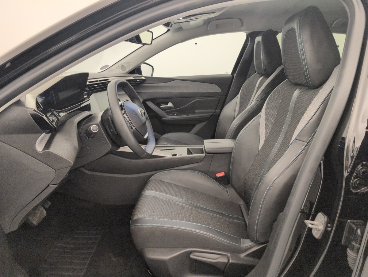 Peugeot 308 - Image 16