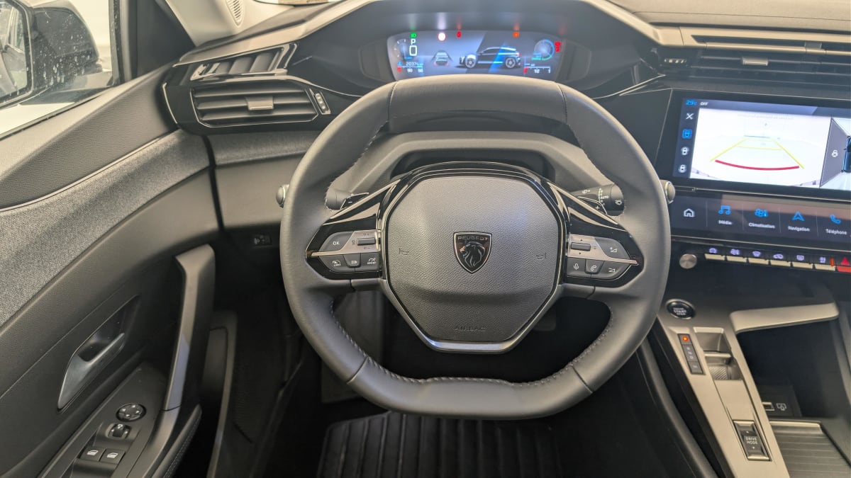 Peugeot 308 - Image 14