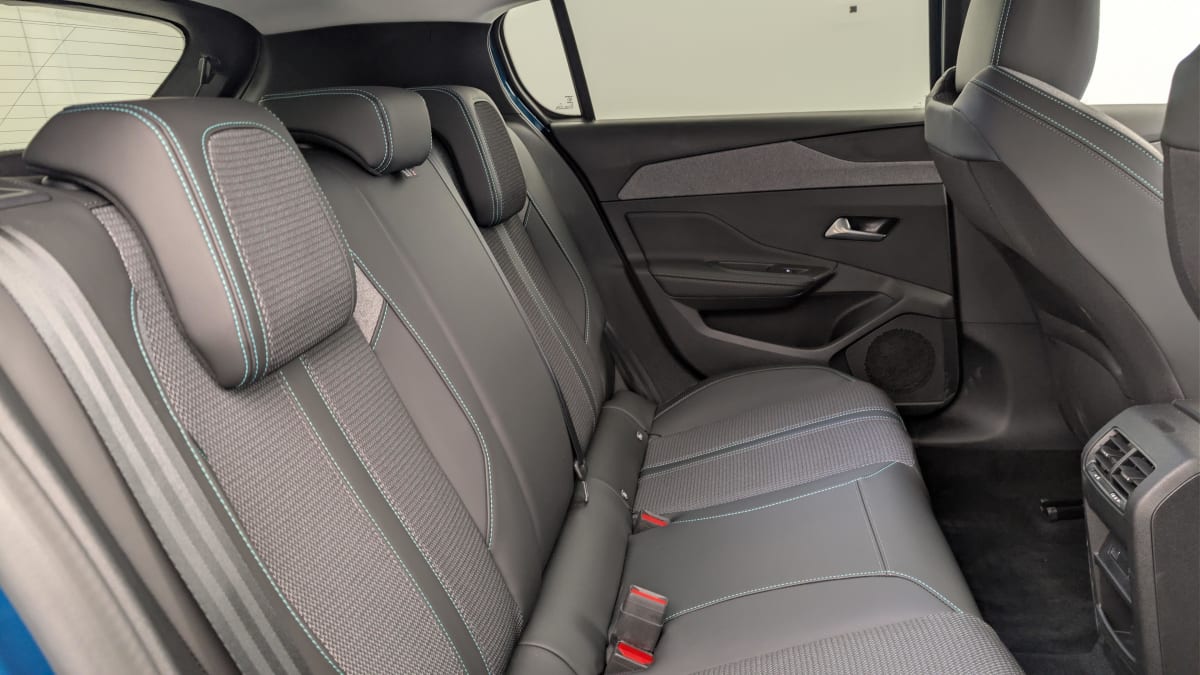 Peugeot 308 - Image 10