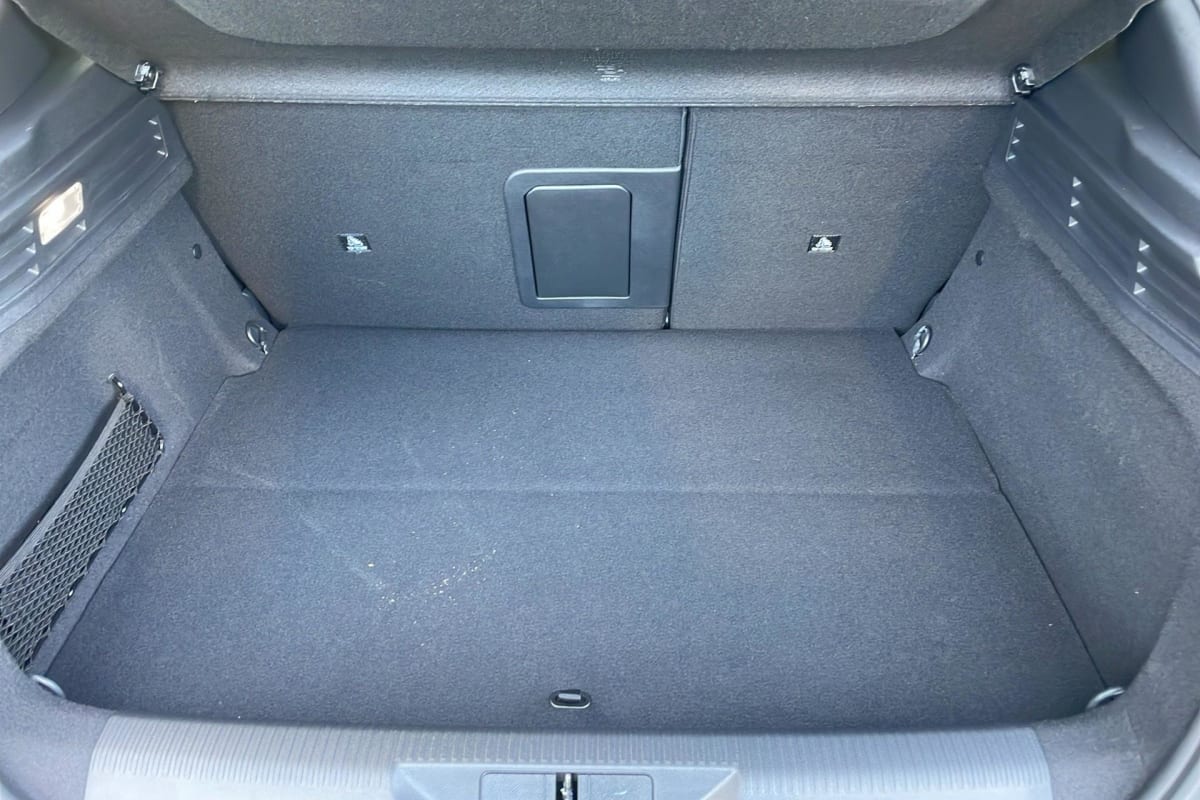 Peugeot 308 - Image 11