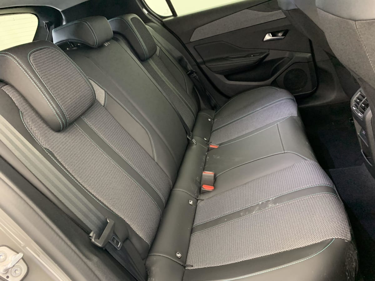 PEUGEOT 308 BLUEHDI 130CH EAT8 ALLURE