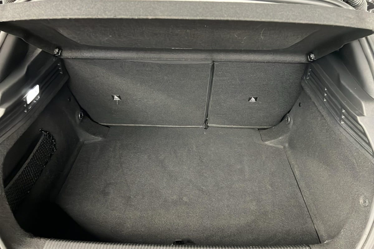 Peugeot 308 - Image 11