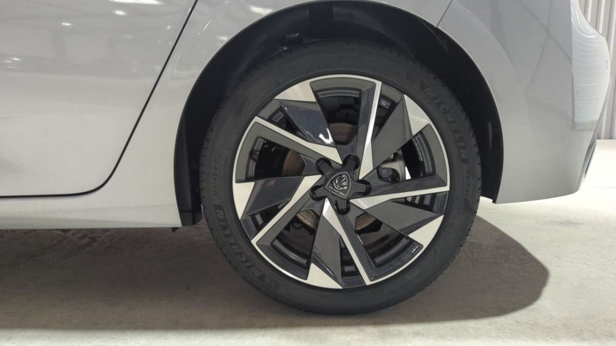 PEUGEOT 308 BLUEHDI 130CH EAT8 ALLURE