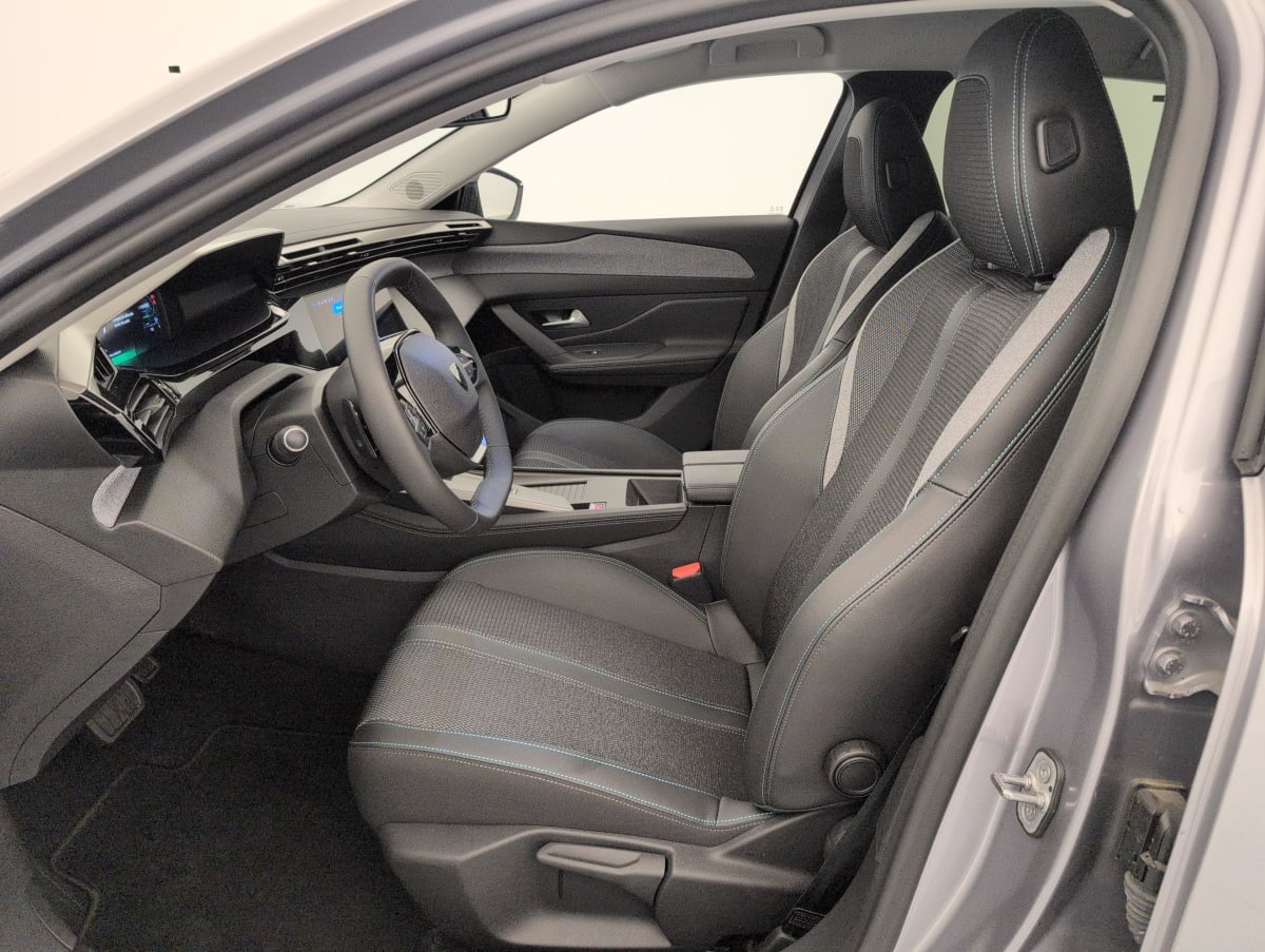 Peugeot 308 - Image 15