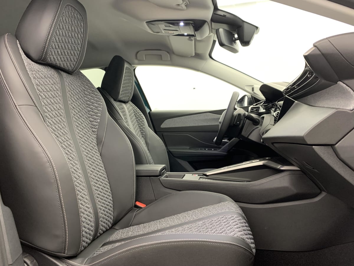 Peugeot 308 - Image 9