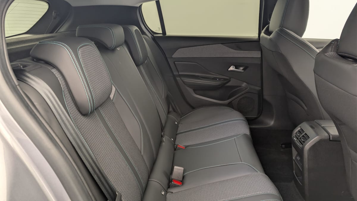 Peugeot 308 - Image 10