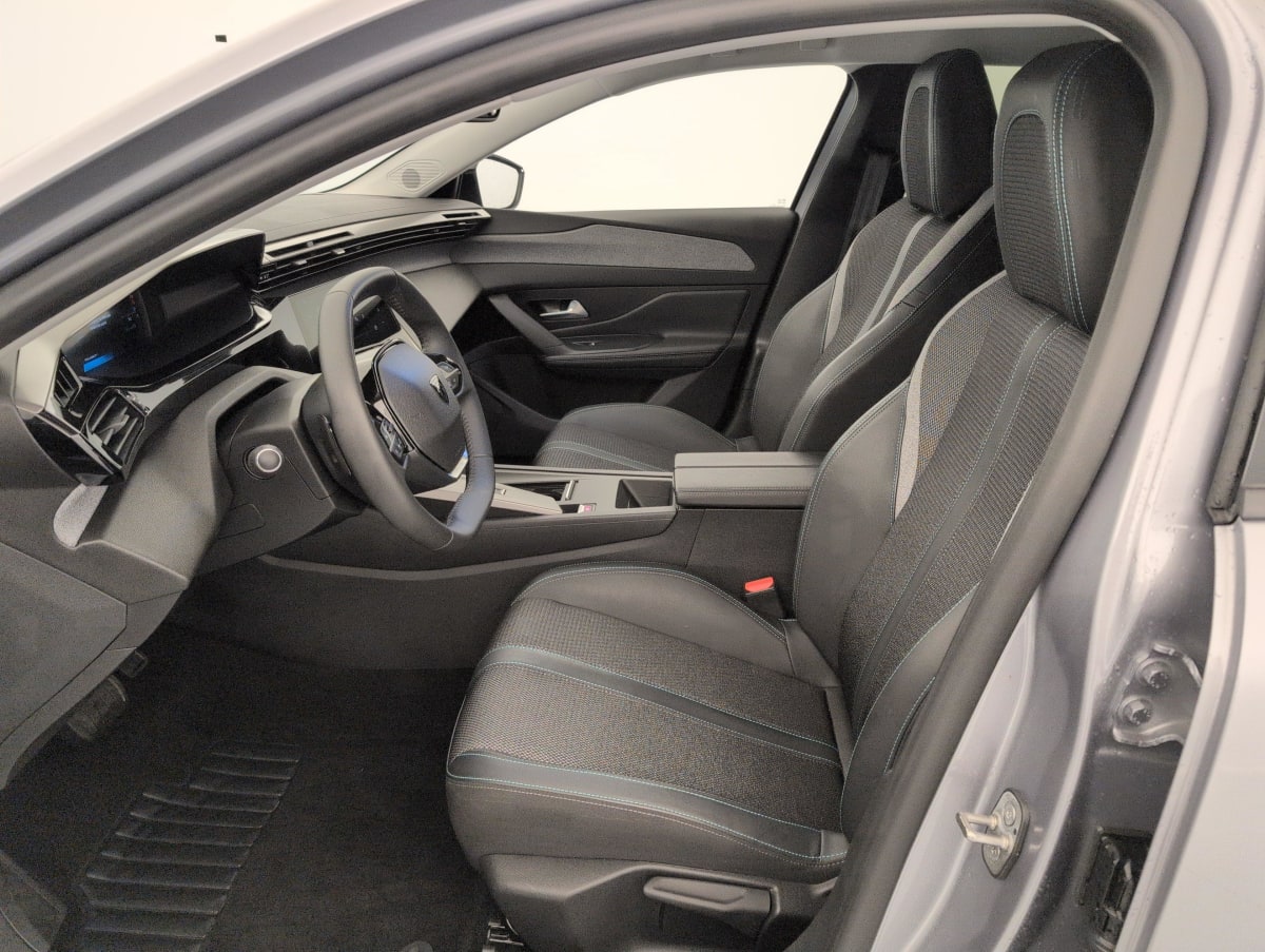 Peugeot 308 - Image 16